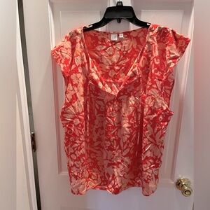 Sleeveless flowered top